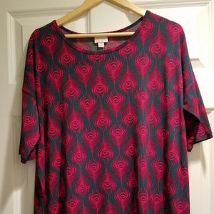 LuLaRoe Medium Irma top, pink feather print!